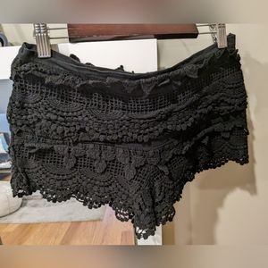 Lush Crocheted lace shorts